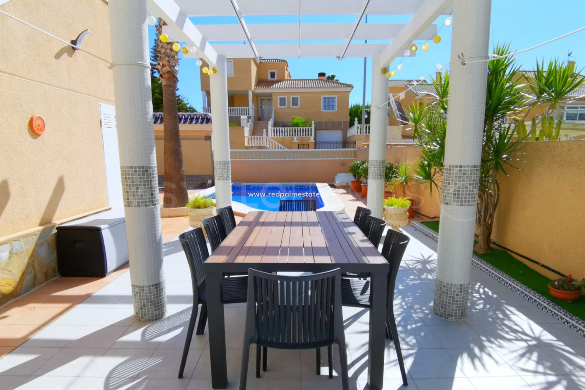 Reventa - Villa -
Orihuela Costa - Los Altos