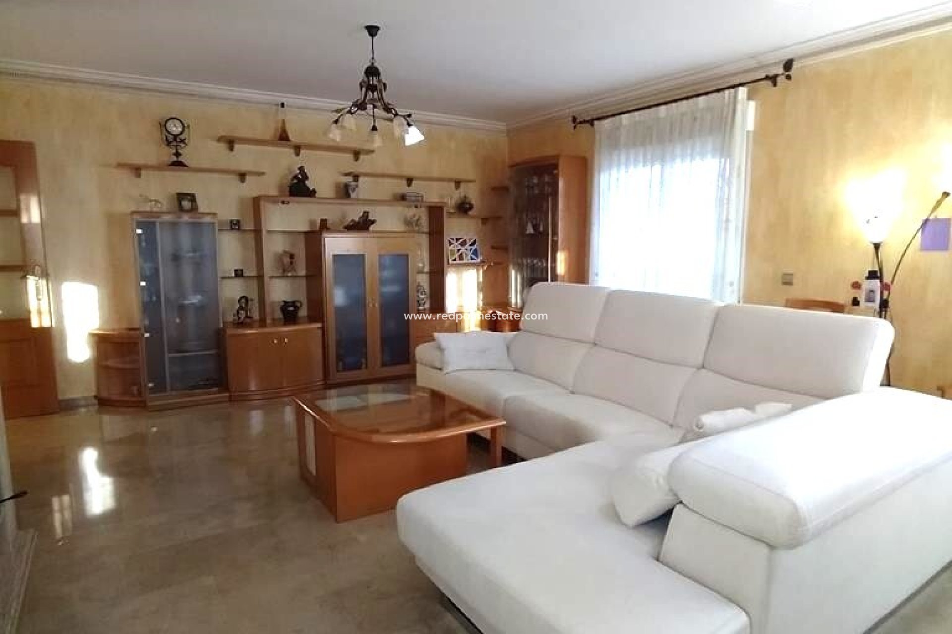 Reventa - Villa -
Orihuela Costa - LOS DESEMPARADOS