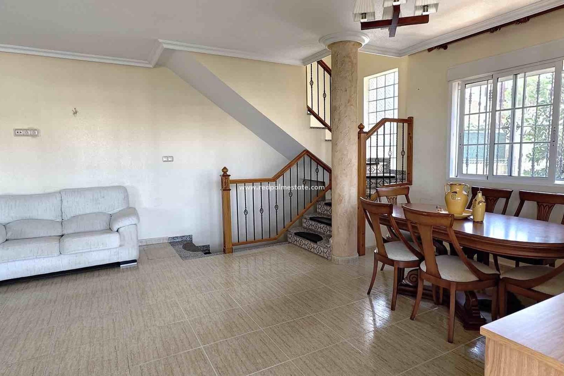 Reventa - Villa -
Orihuela Costa - Los Dolses