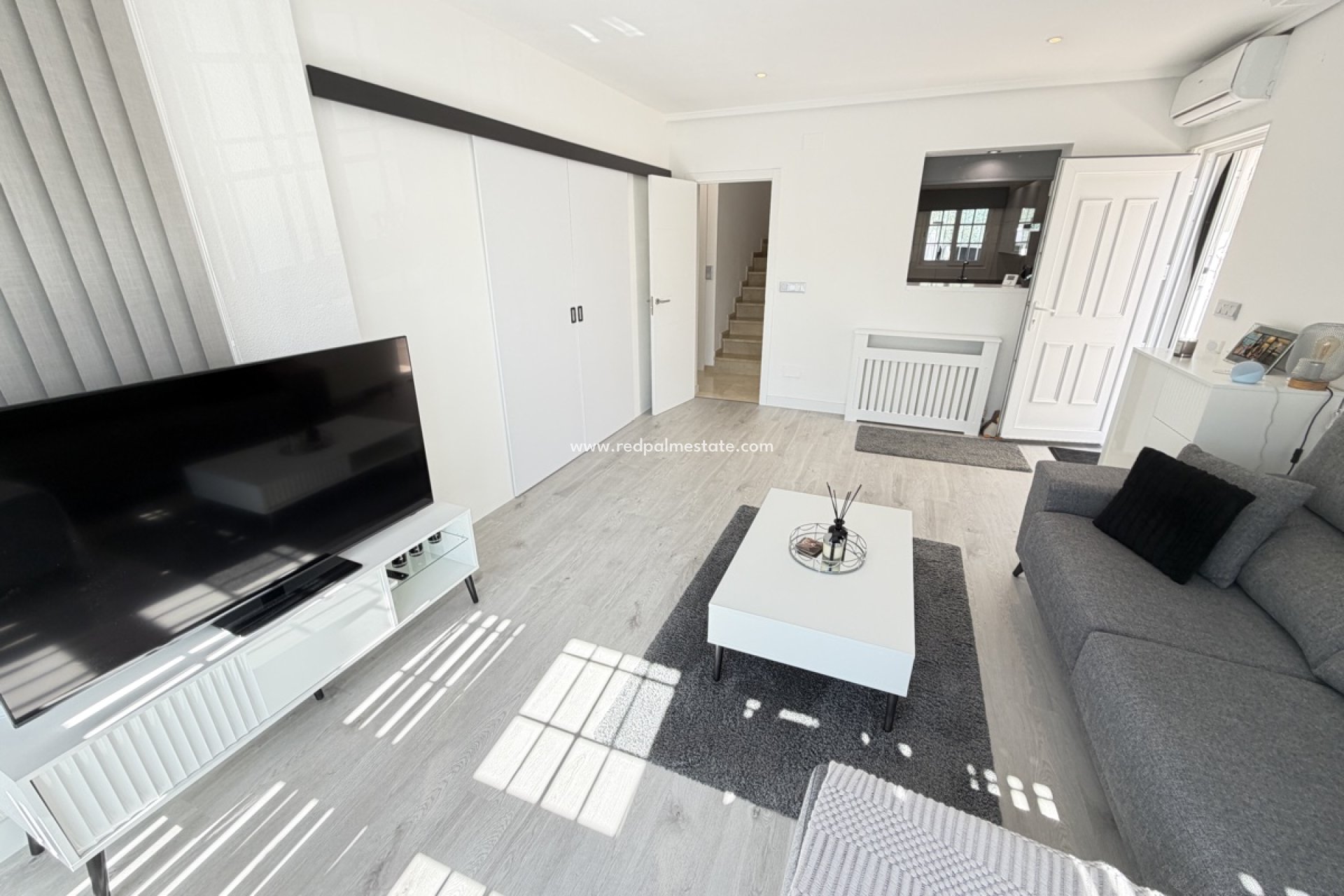 Reventa - Villa -
Orihuela Costa - Los Dolses