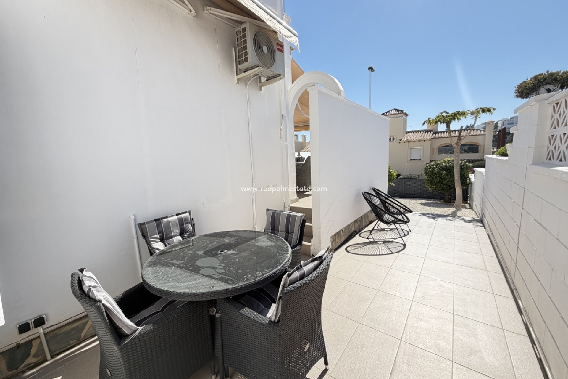 Reventa - Villa -
Orihuela Costa - Los Dolses