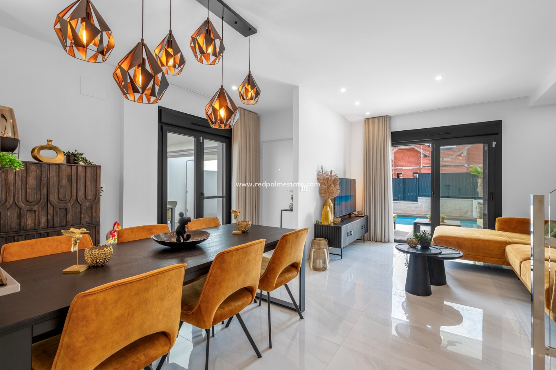 Reventa - Villa -
Orihuela Costa - Orihuela