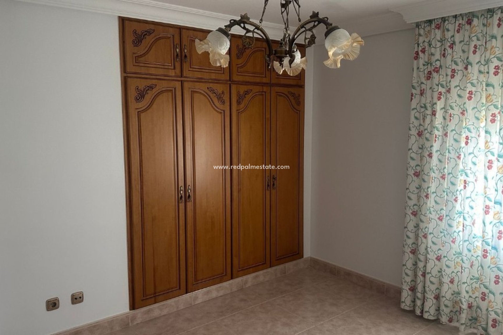 Reventa - Villa -
Orihuela Costa - Orihuela