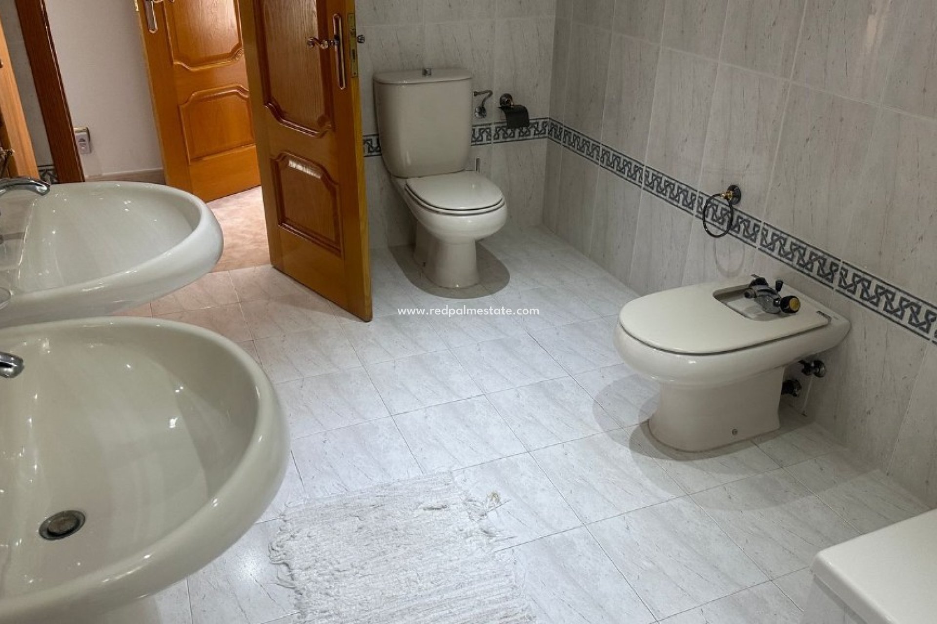 Reventa - Villa -
Orihuela Costa - Orihuela