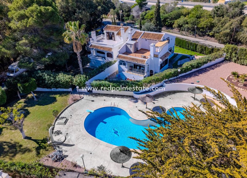 Reventa - Villa -
Orihuela Costa - Playa Flamenca