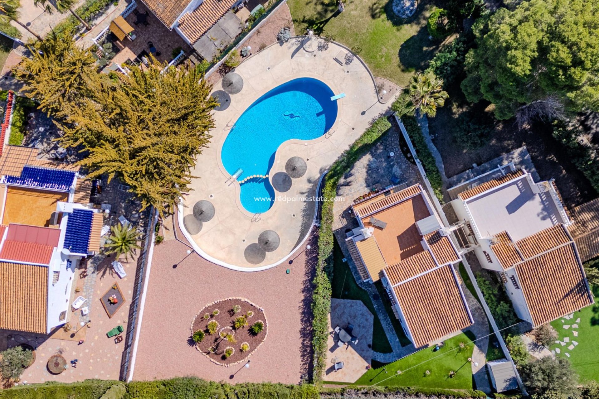 Reventa - Villa -
Orihuela Costa - Playa Flamenca