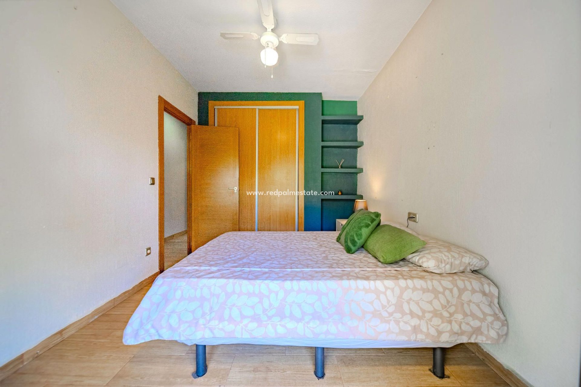 Reventa - Villa -
Orihuela Costa - Playa Flamenca