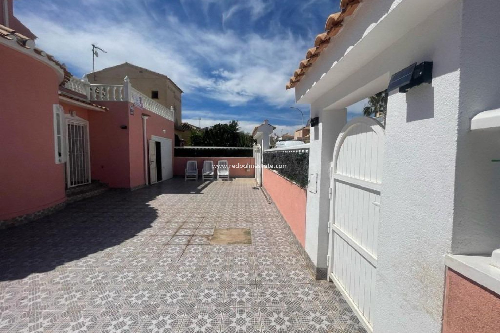 Reventa - Villa -
Orihuela Costa - Playa Flamenca