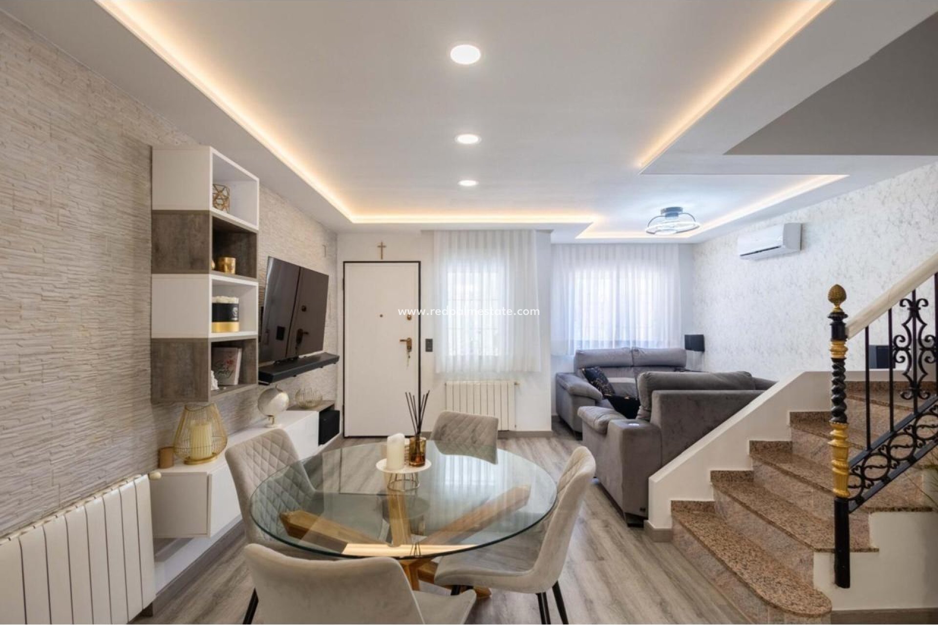 Reventa - Villa -
Orihuela Costa - Playa Flamenca