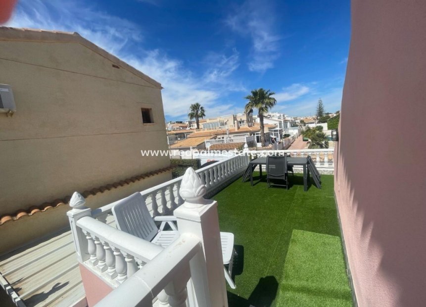 Reventa - Villa -
Orihuela Costa - Playa Flamenca