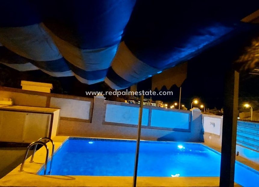 Reventa - Villa -
Orihuela Costa - Playa Flamenca