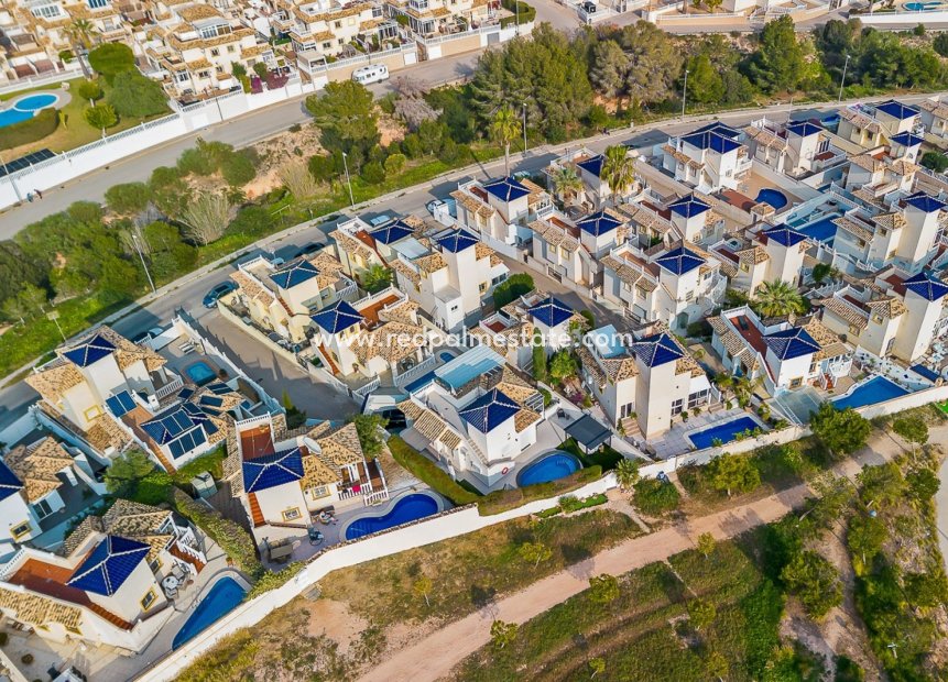 Reventa - Villa -
Orihuela Costa - Playa Flamenca