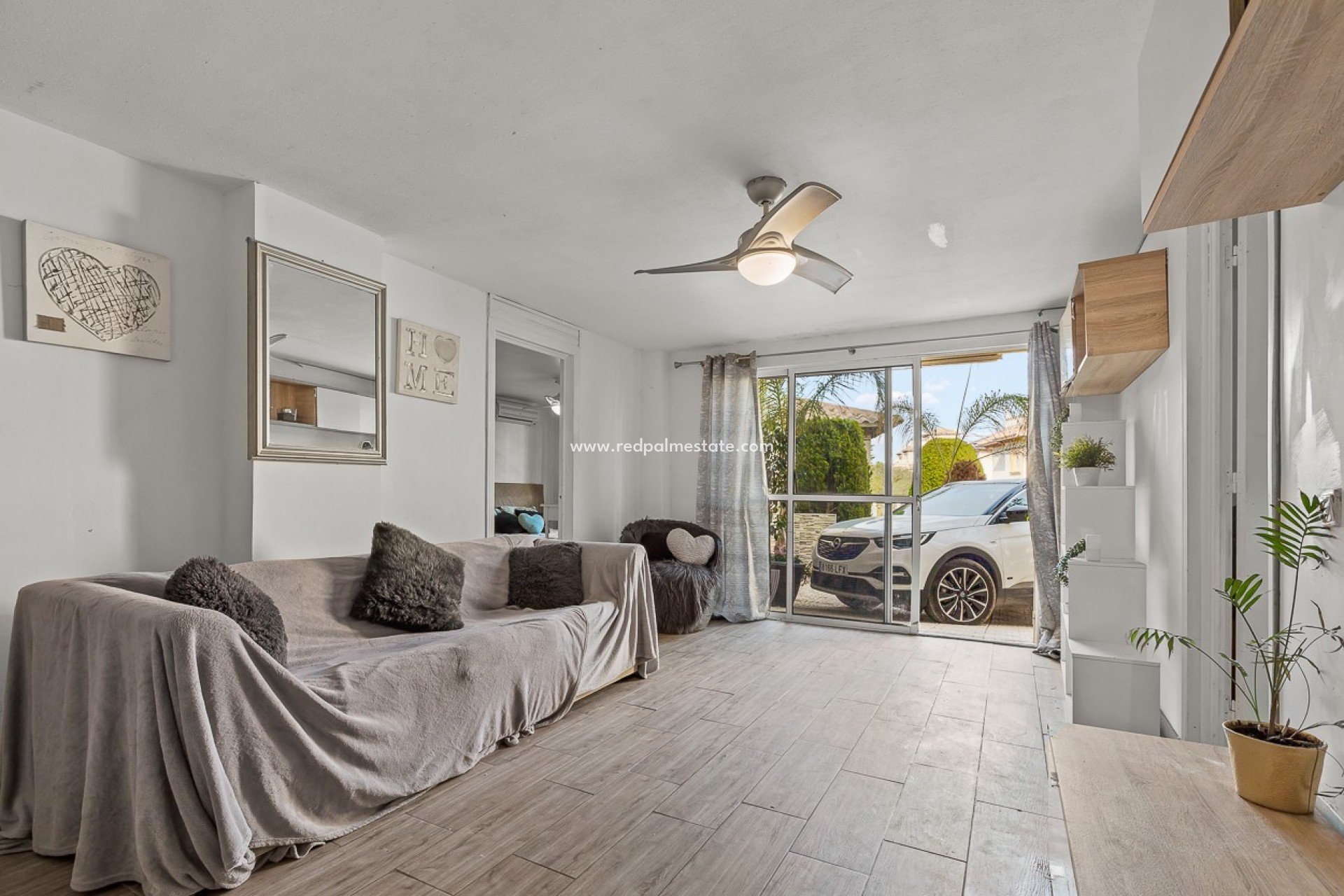 Reventa - Villa -
Orihuela Costa - Playa Flamenca