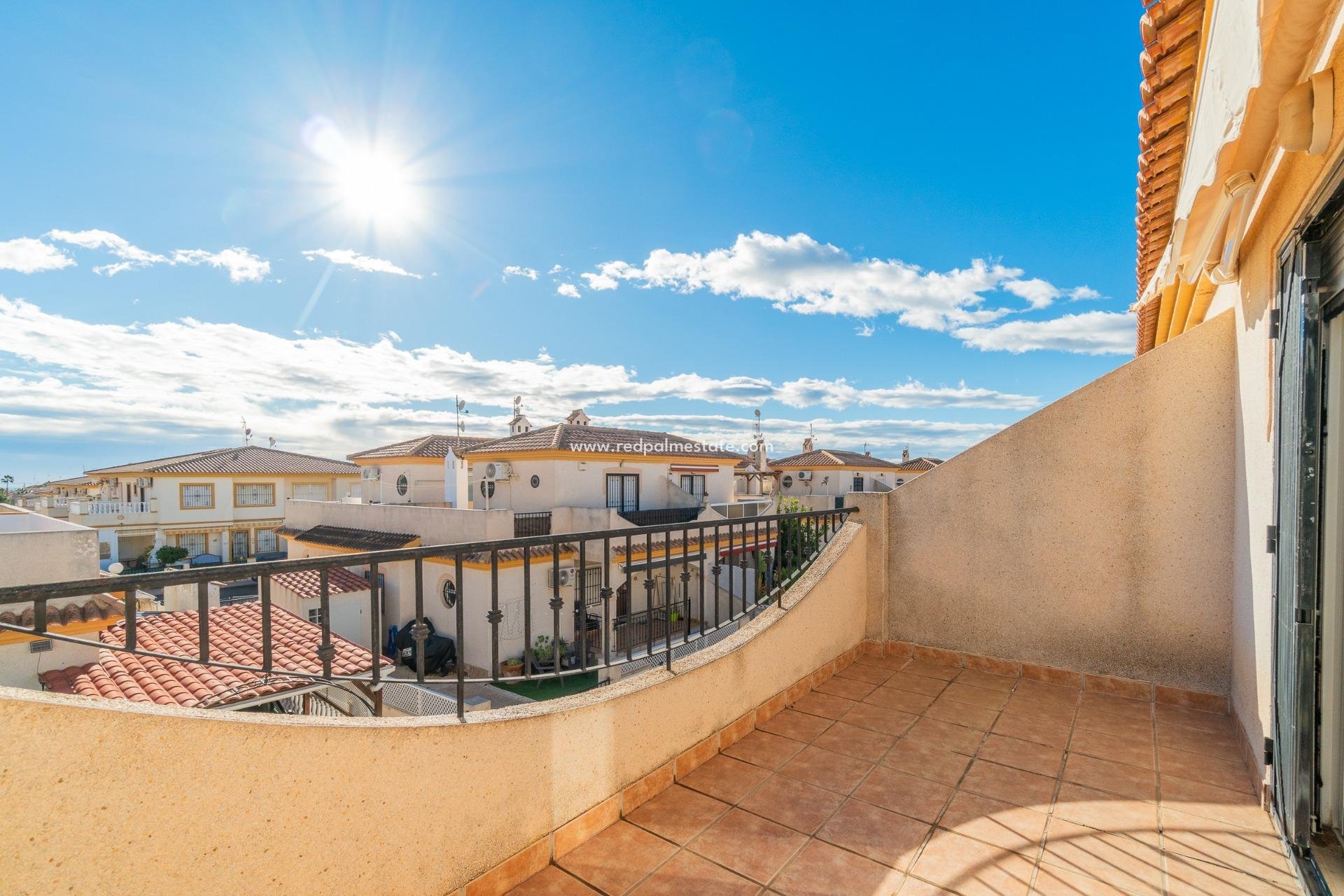 Reventa - Villa -
Orihuela Costa - Playa Flamenca