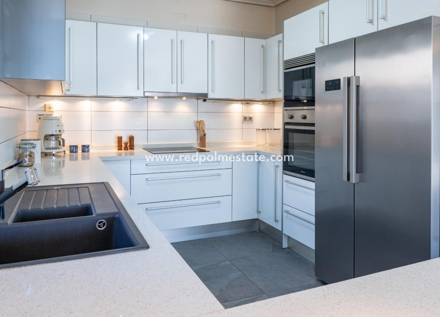 Reventa - Villa -
Orihuela Costa - Playa Flamenca