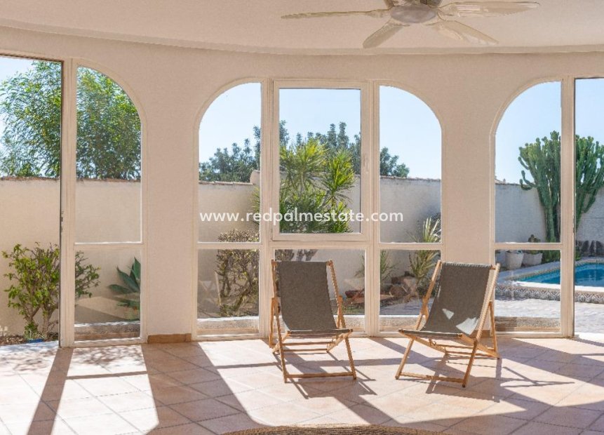 Reventa - Villa -
Orihuela Costa - Playa Flamenca