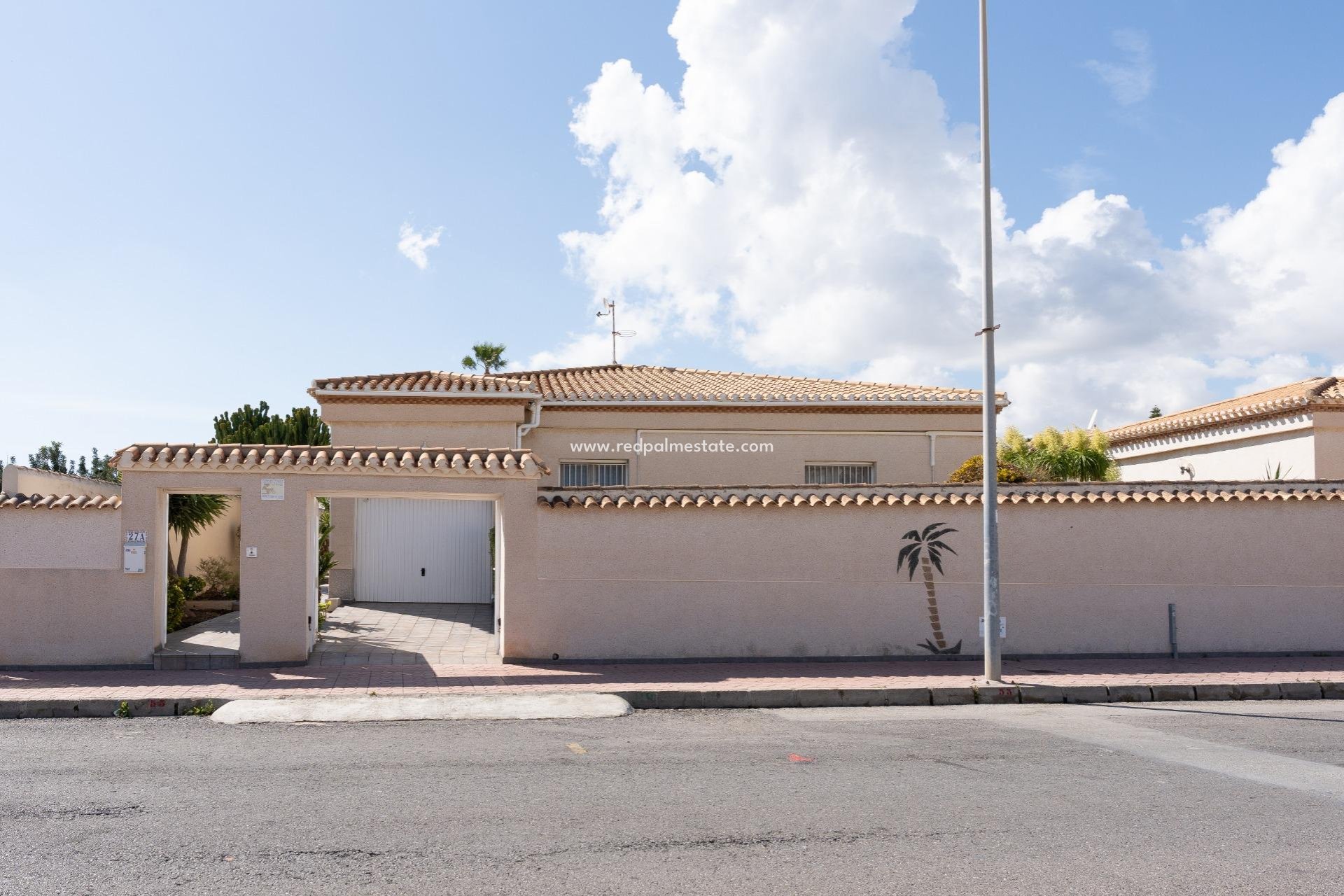 Reventa - Villa -
Orihuela Costa - Playa Flamenca