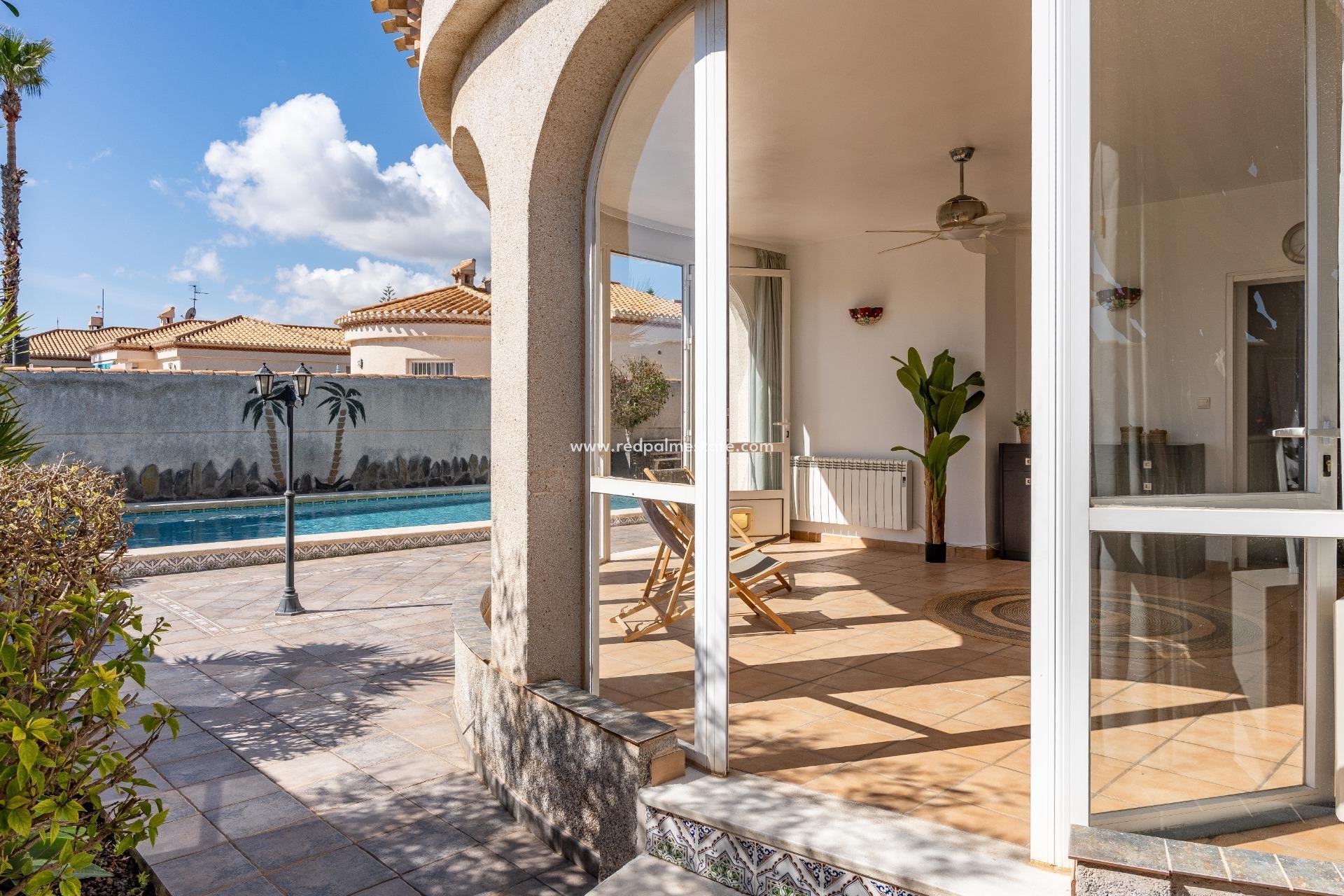 Reventa - Villa -
Orihuela Costa - Playa Flamenca