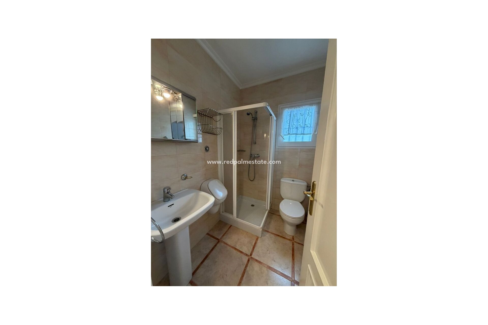 Reventa - Villa -
Orihuela Costa - Playa Flamenca