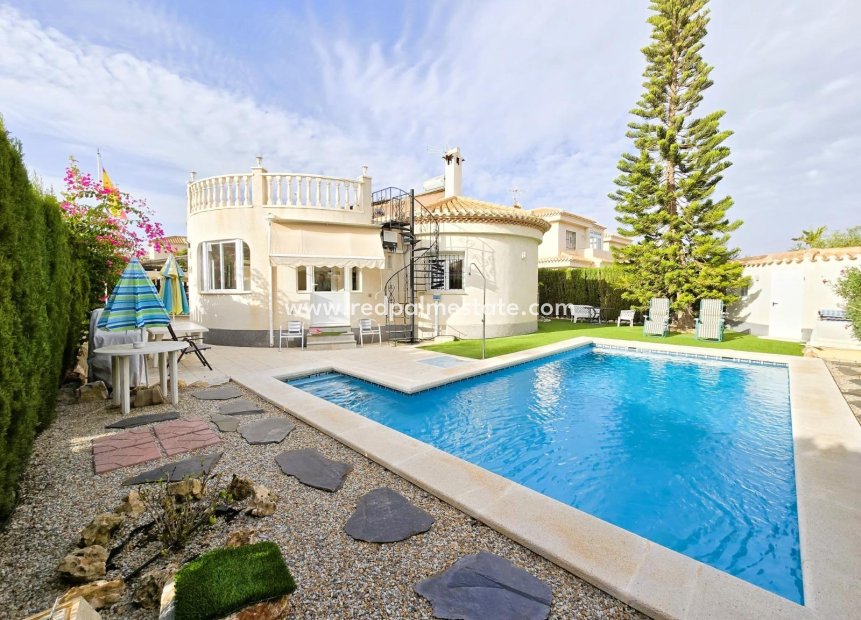 Reventa - Villa -
Orihuela Costa - Playa Flamenca