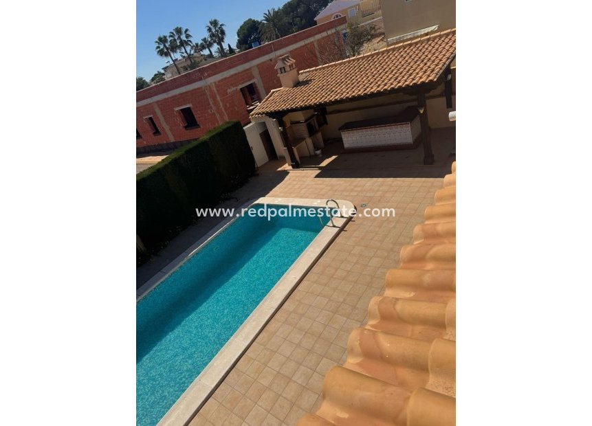 Reventa - Villa -
Orihuela Costa - Playa Flamenca