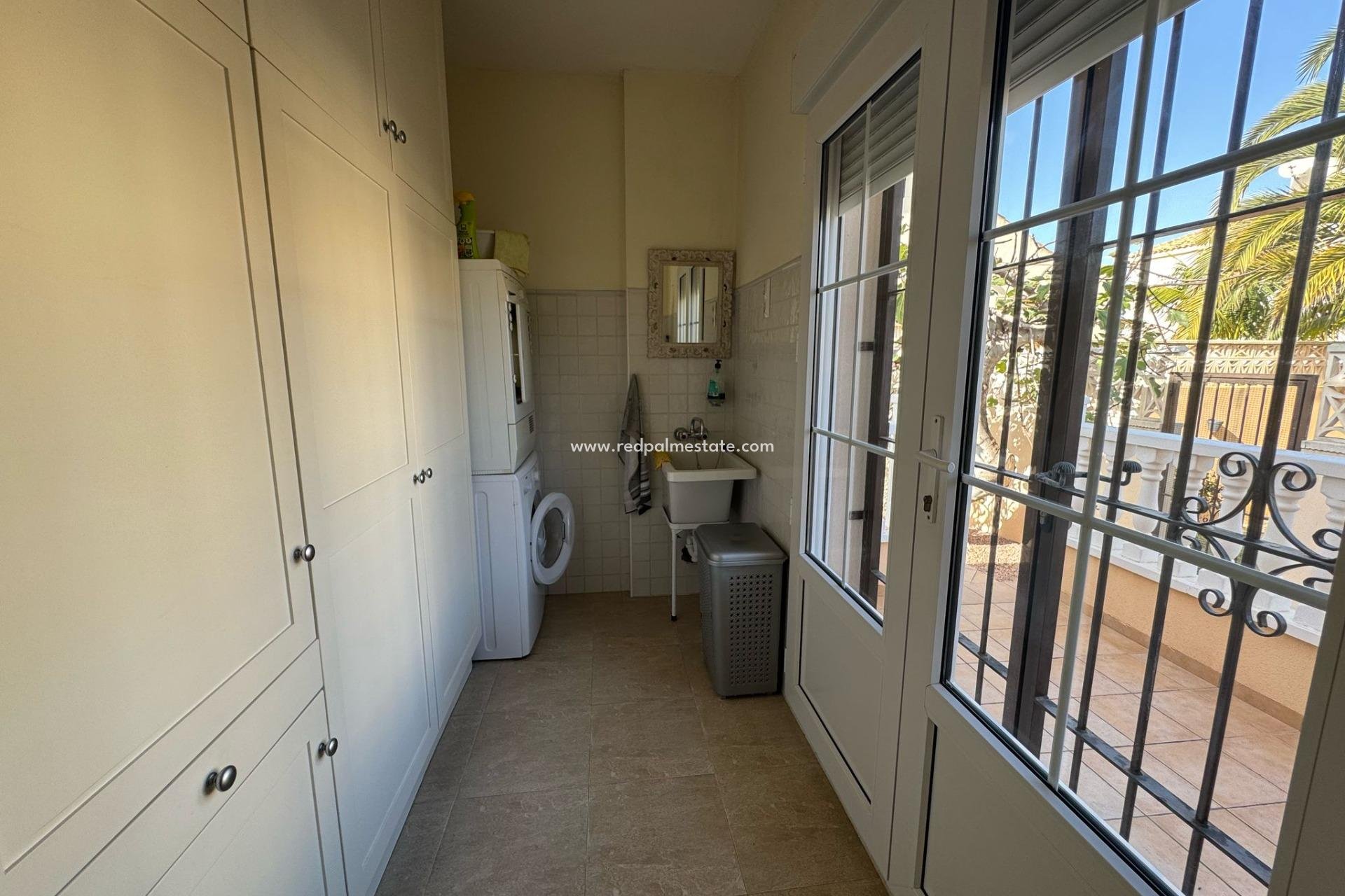 Reventa - Villa -
Orihuela Costa - Playa Flamenca