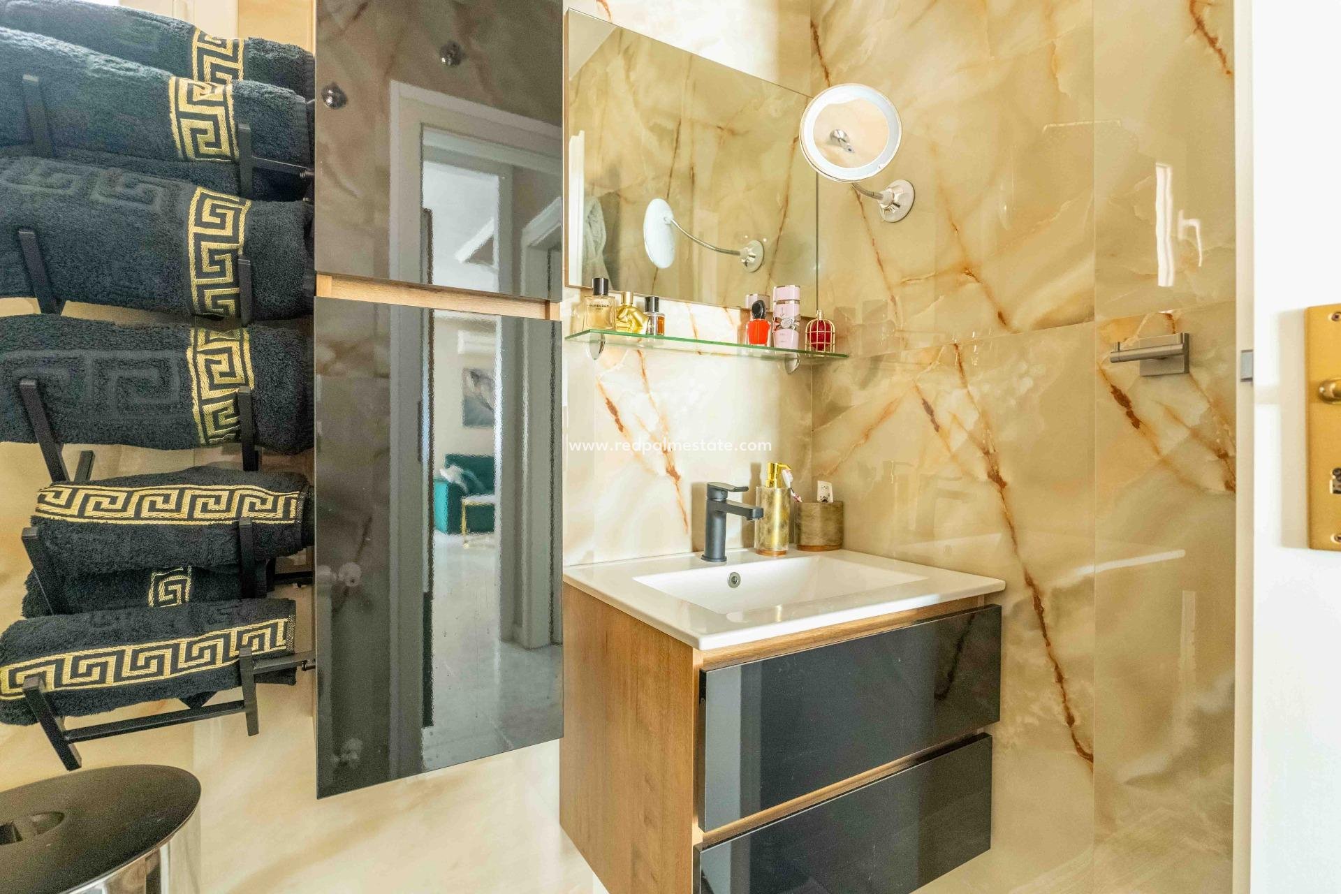 Reventa - Villa -
Orihuela Costa - Punta prima