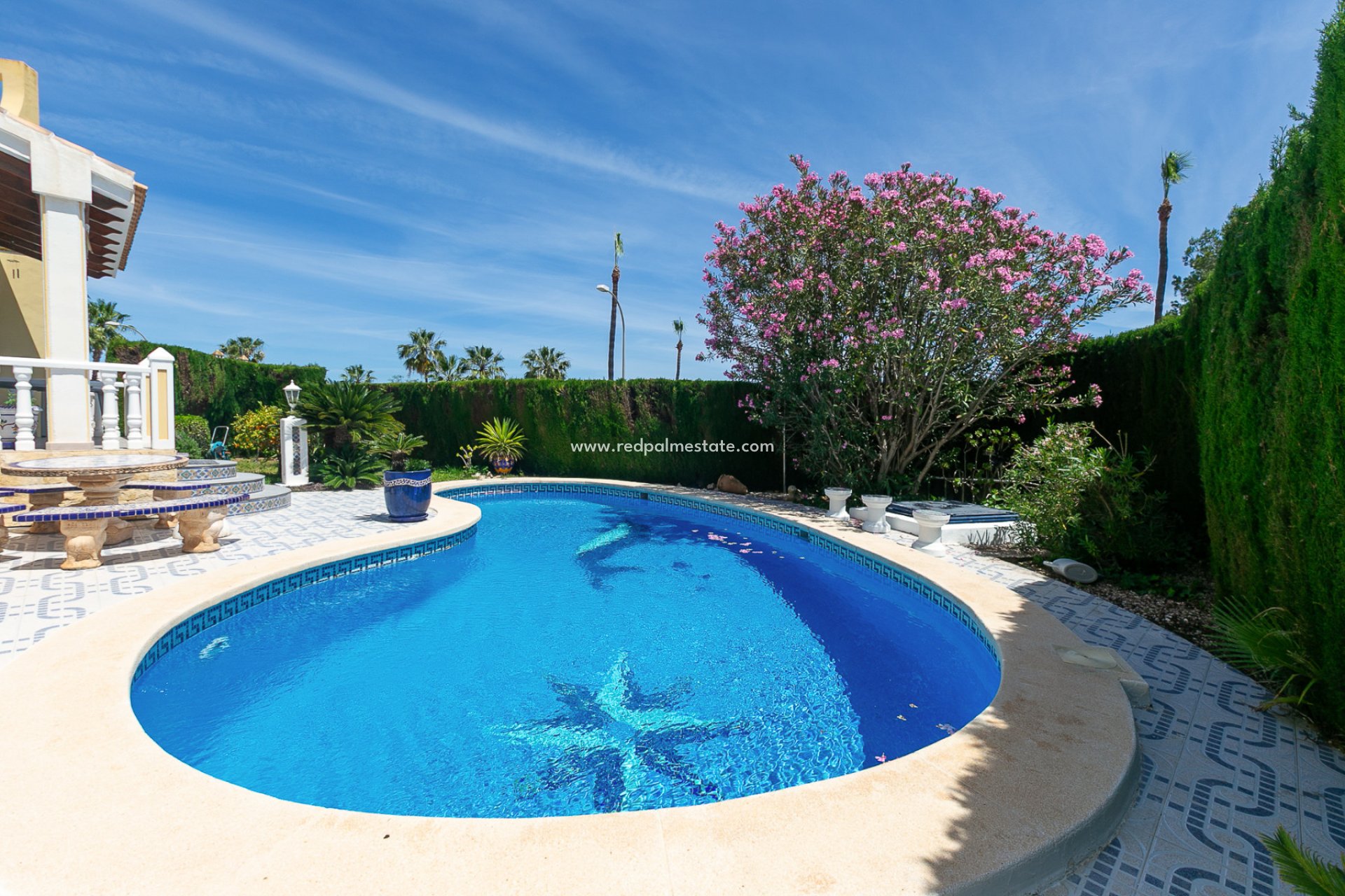 Reventa - Villa -
Orihuela Costa - Rioja
