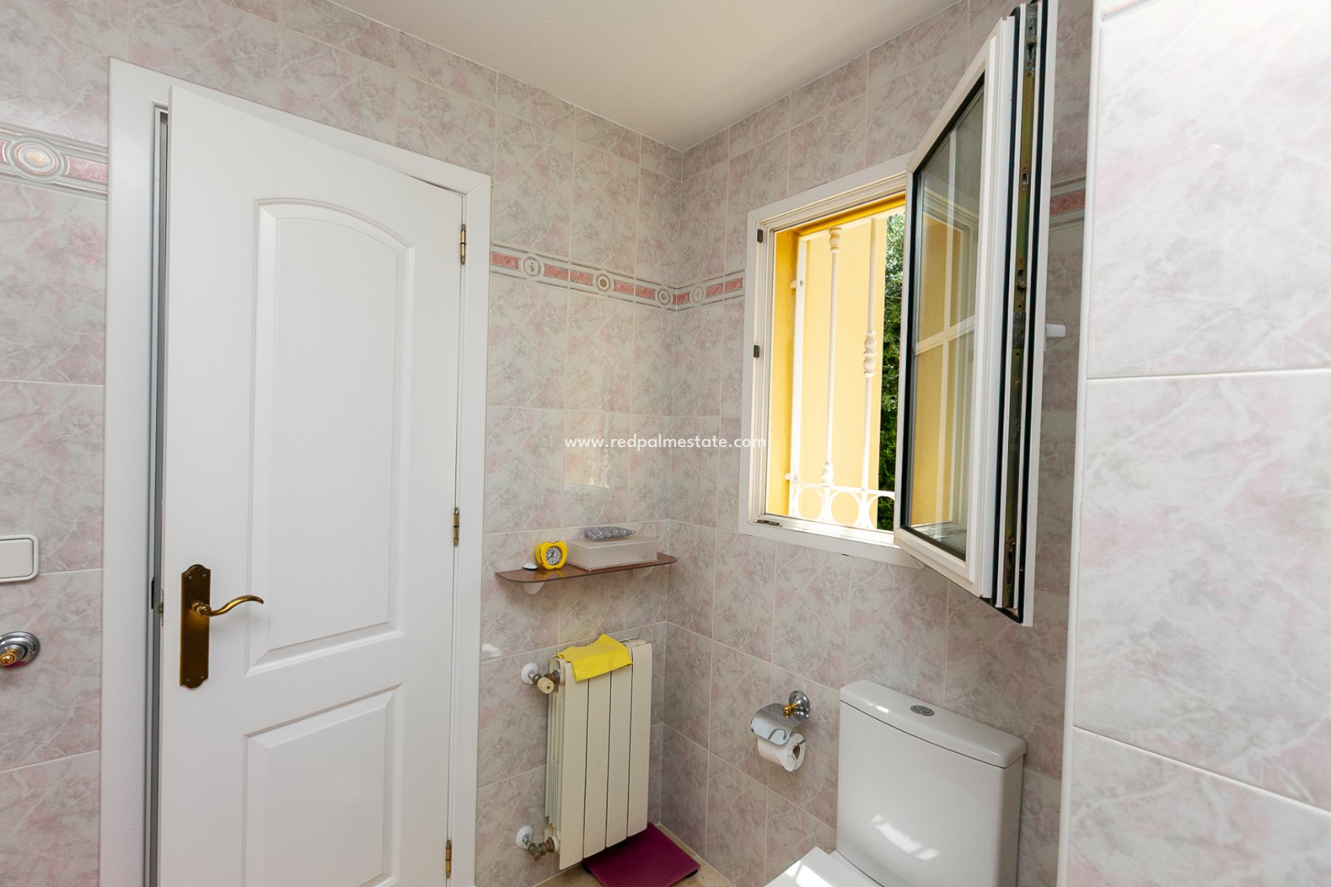 Reventa - Villa -
Orihuela Costa - Rioja