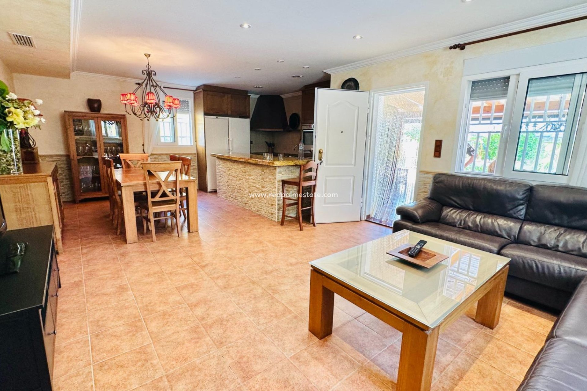 Reventa - Villa -
Orihuela Costa - Urb. Montepinar