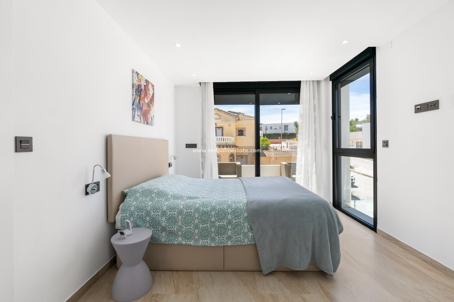 Reventa - Villa -
Orihuela Costa - Urbanización Blue Lagoon y T-2 Filipinas Oeste