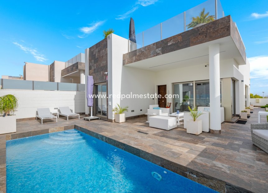 Reventa - Villa -
Orihuela Costa - Villamartín