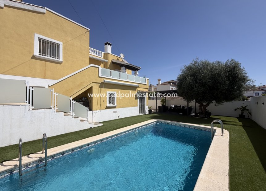 Reventa - Villa -
Orihuela Costa - Villamartín