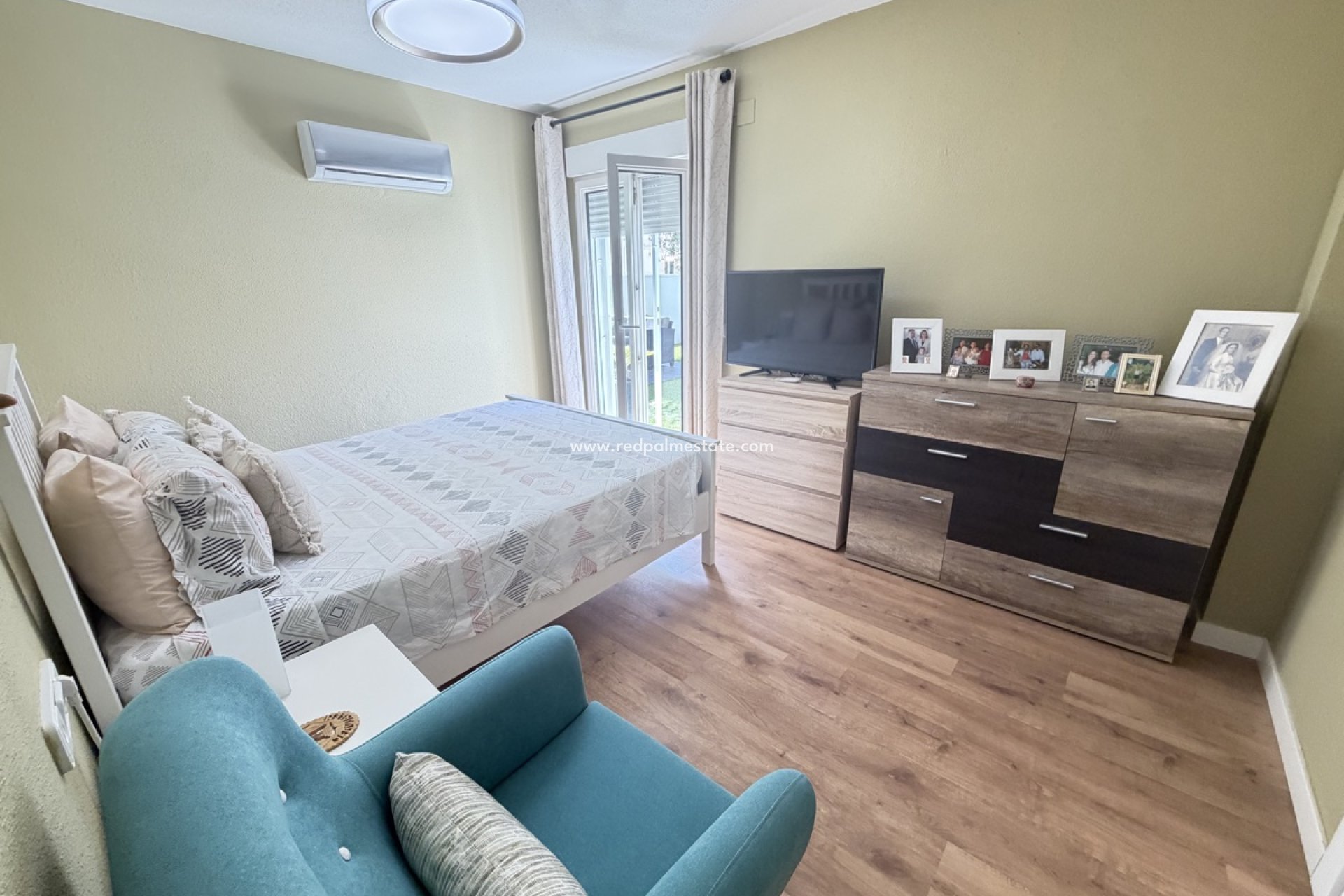 Reventa - Villa -
Orihuela Costa - Villamartín