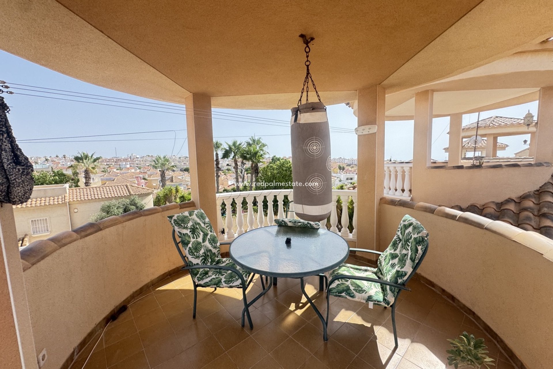 Reventa - Villa -
Orihuela Costa - Villamartín