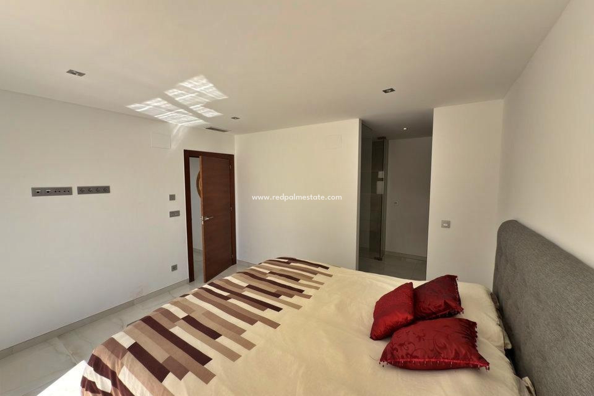 Reventa - Villa -
Orihuela Costa - Villamartín