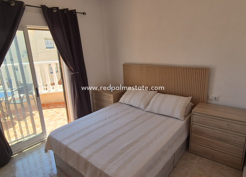 Reventa - Villa -
Orihuela Costa - Villamartín