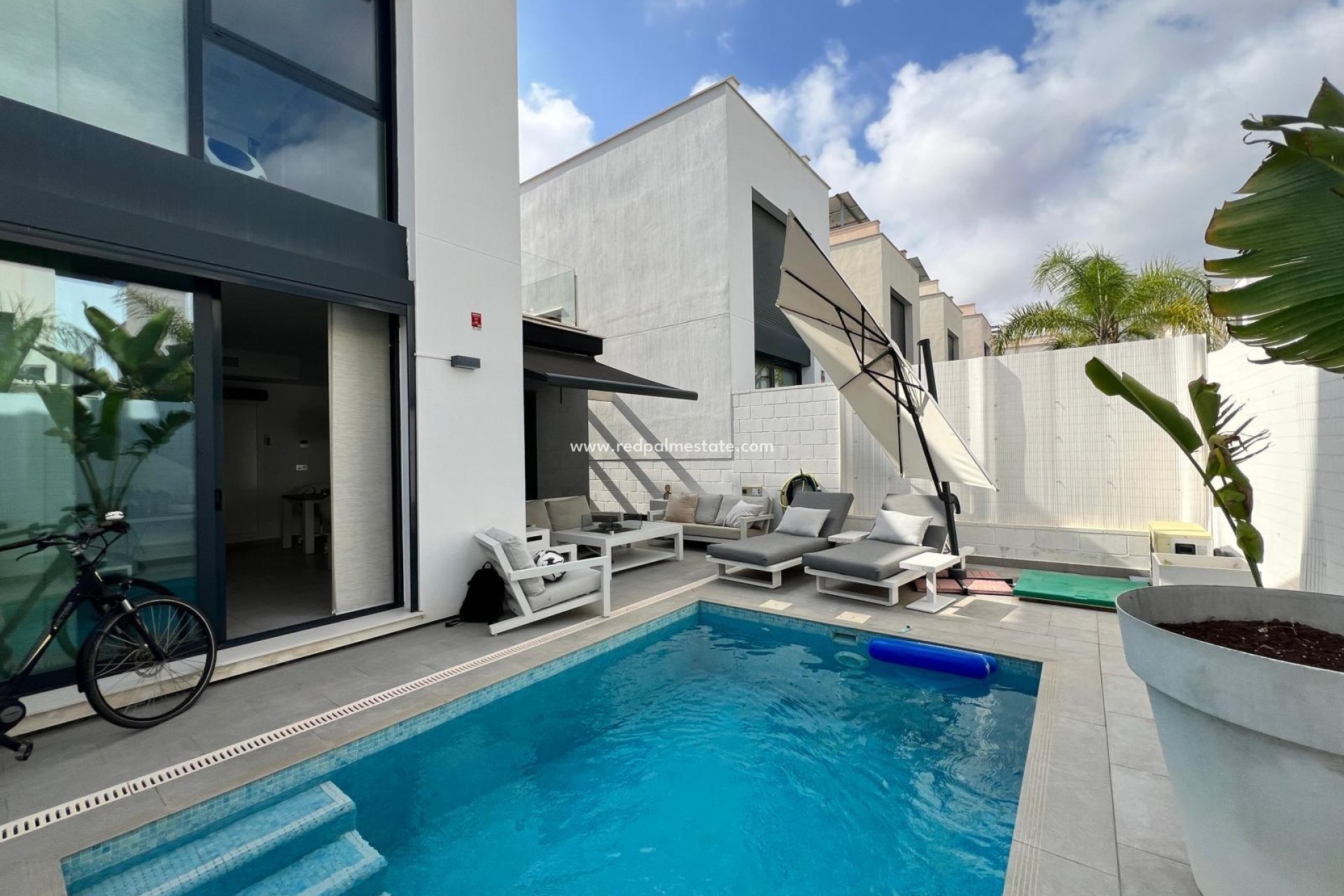 Reventa - Villa -
Orihuela Costa - Villamartín