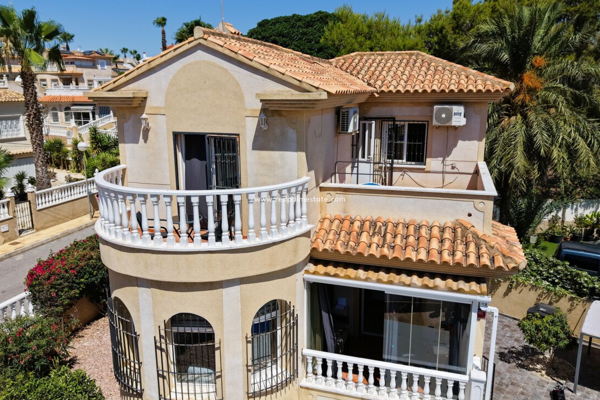 Reventa - Villa -
Orihuela Costa - Villamartín