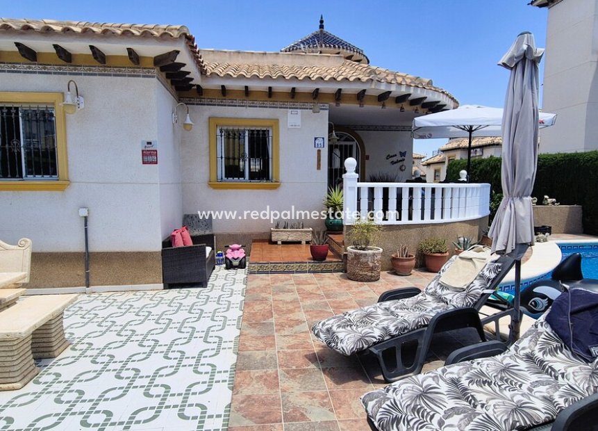 Reventa - Villa -
Orihuela Costa - Villamartín