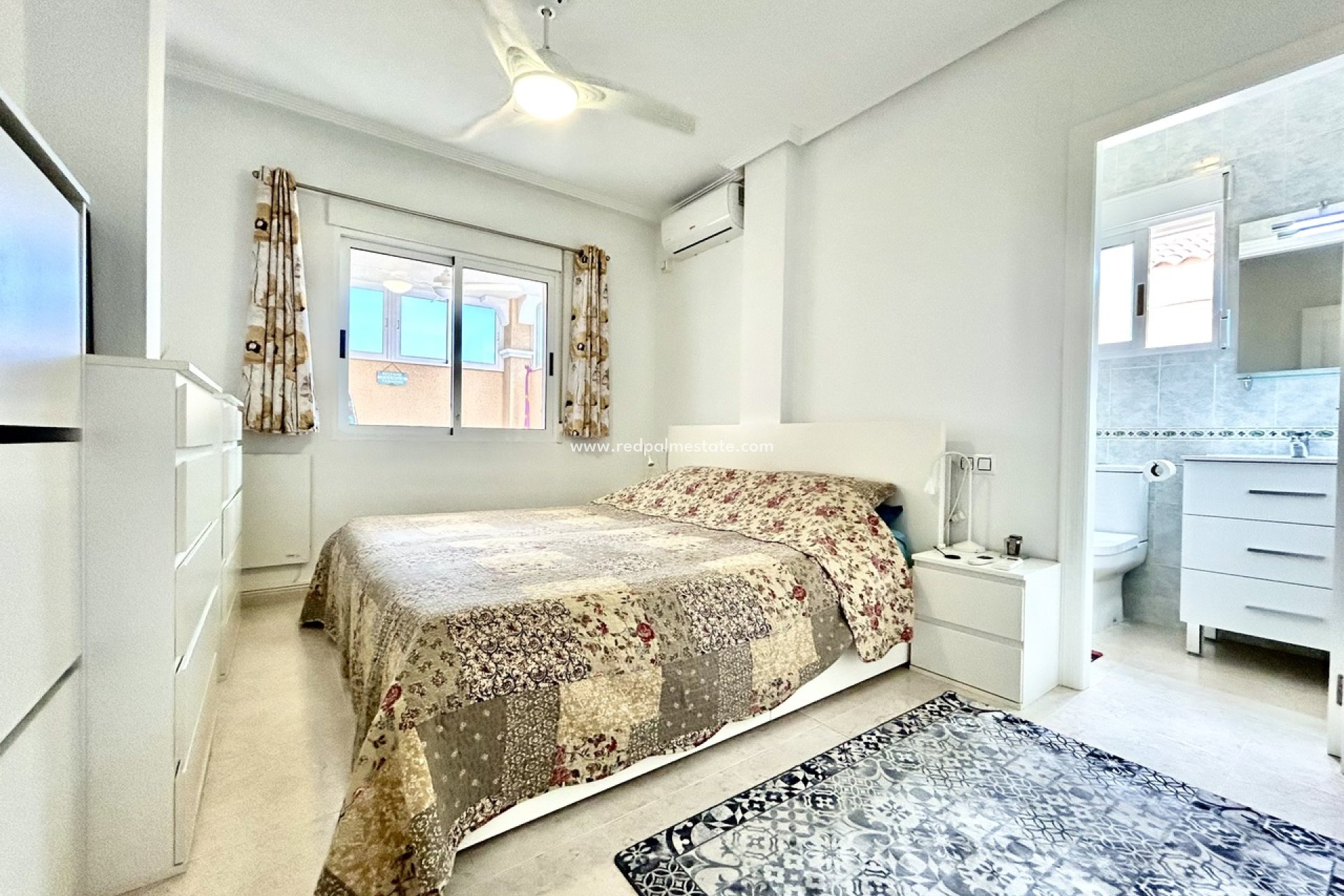 Reventa - Villa -
Orihuela Costa - Villamartín