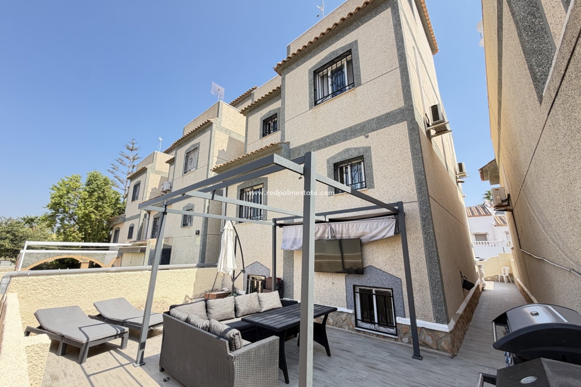 Reventa - Villa -
Orihuela Costa - Villamartín