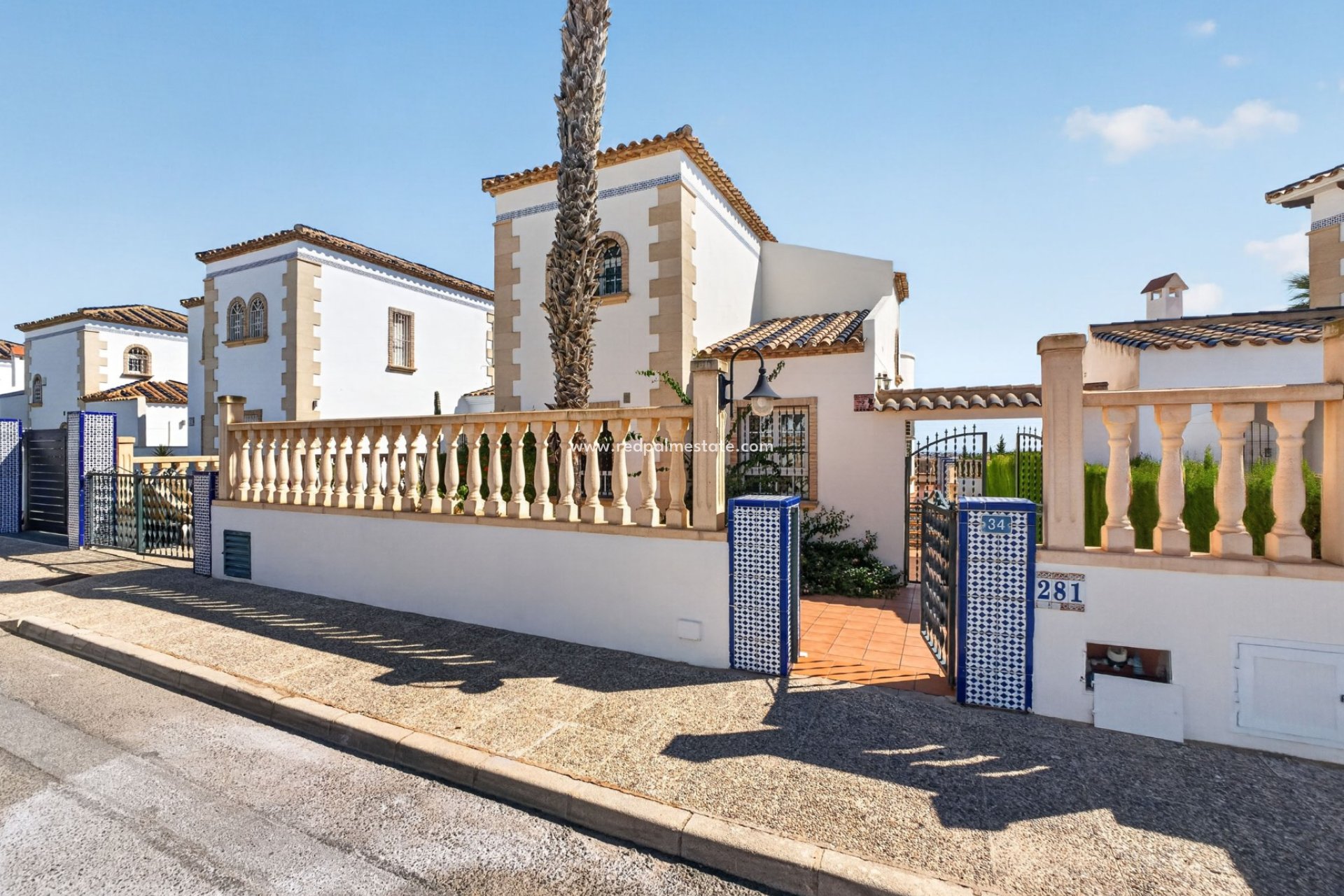 Reventa - Villa -
Orihuela Costa - Villamartín
