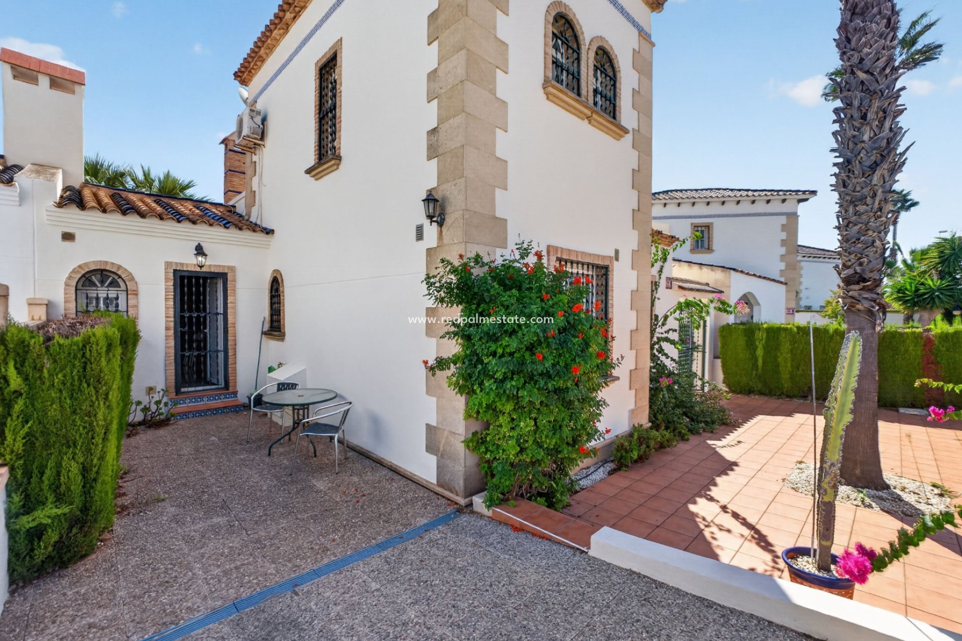 Reventa - Villa -
Orihuela Costa - Villamartín