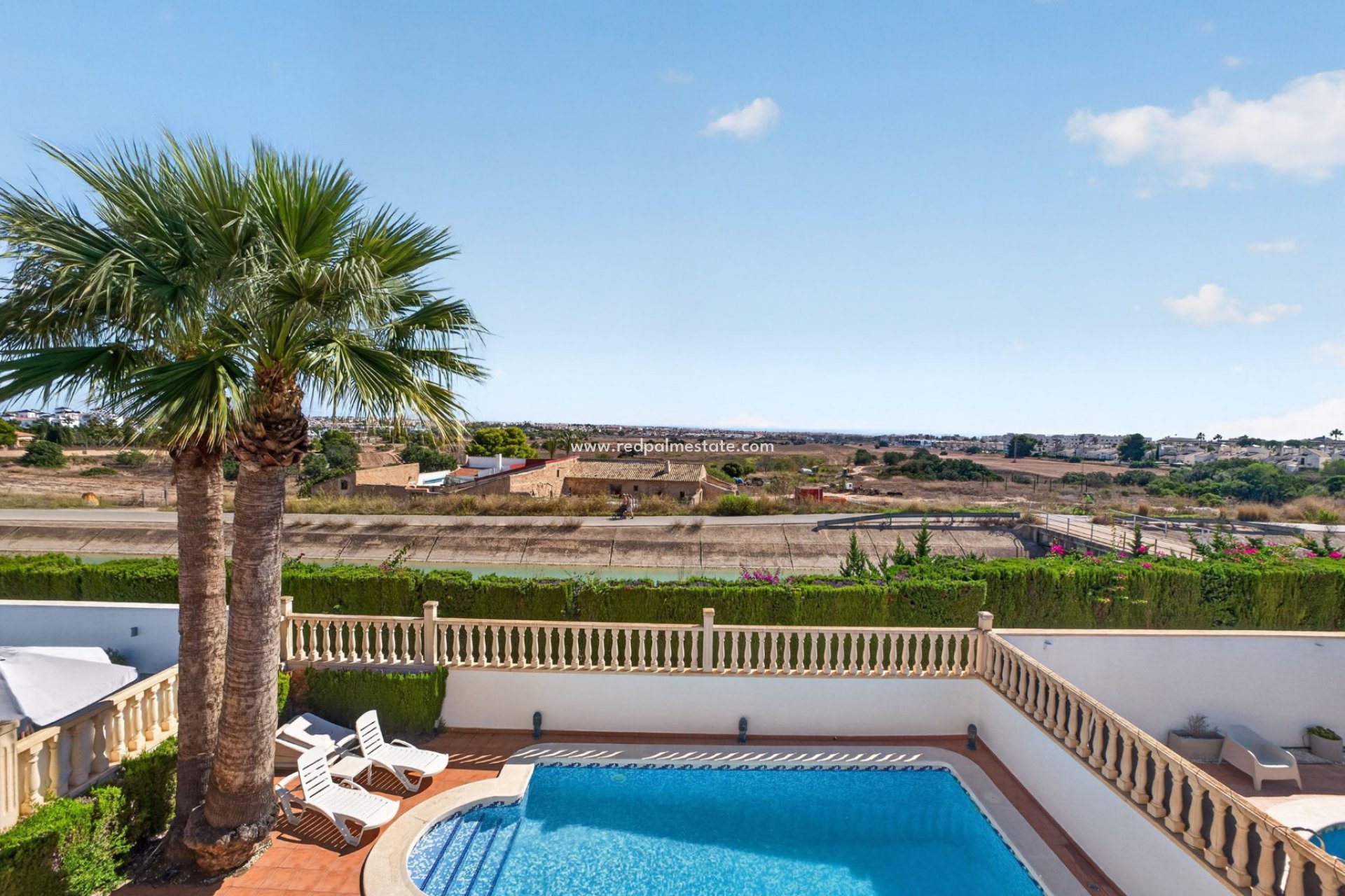 Reventa - Villa -
Orihuela Costa - Villamartín