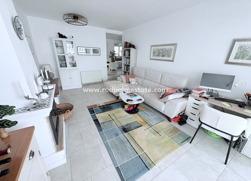 Reventa - Villa -
Orihuela Costa - Villamartín