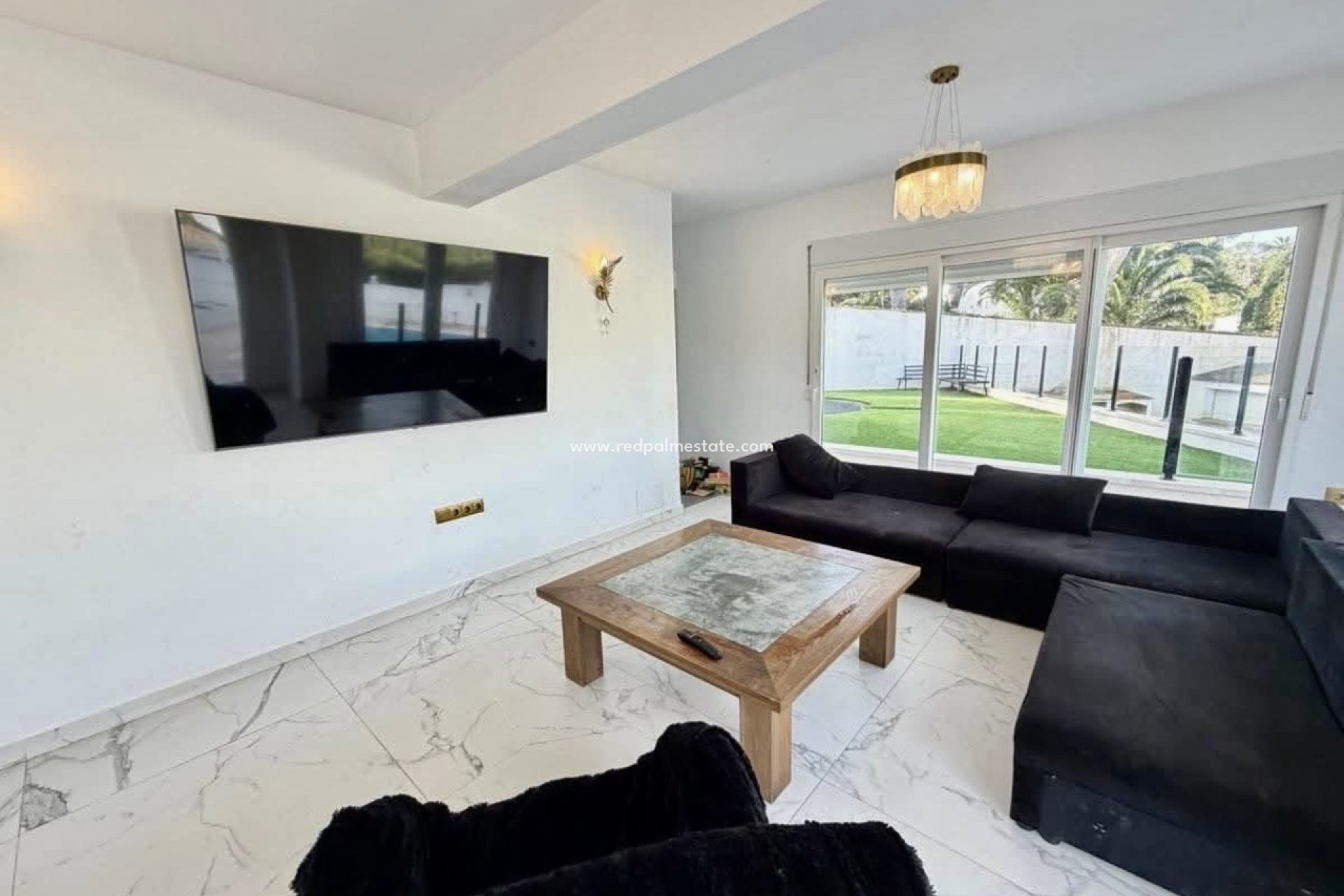 Reventa - Villa -
Orihuela Costa - Villamartín