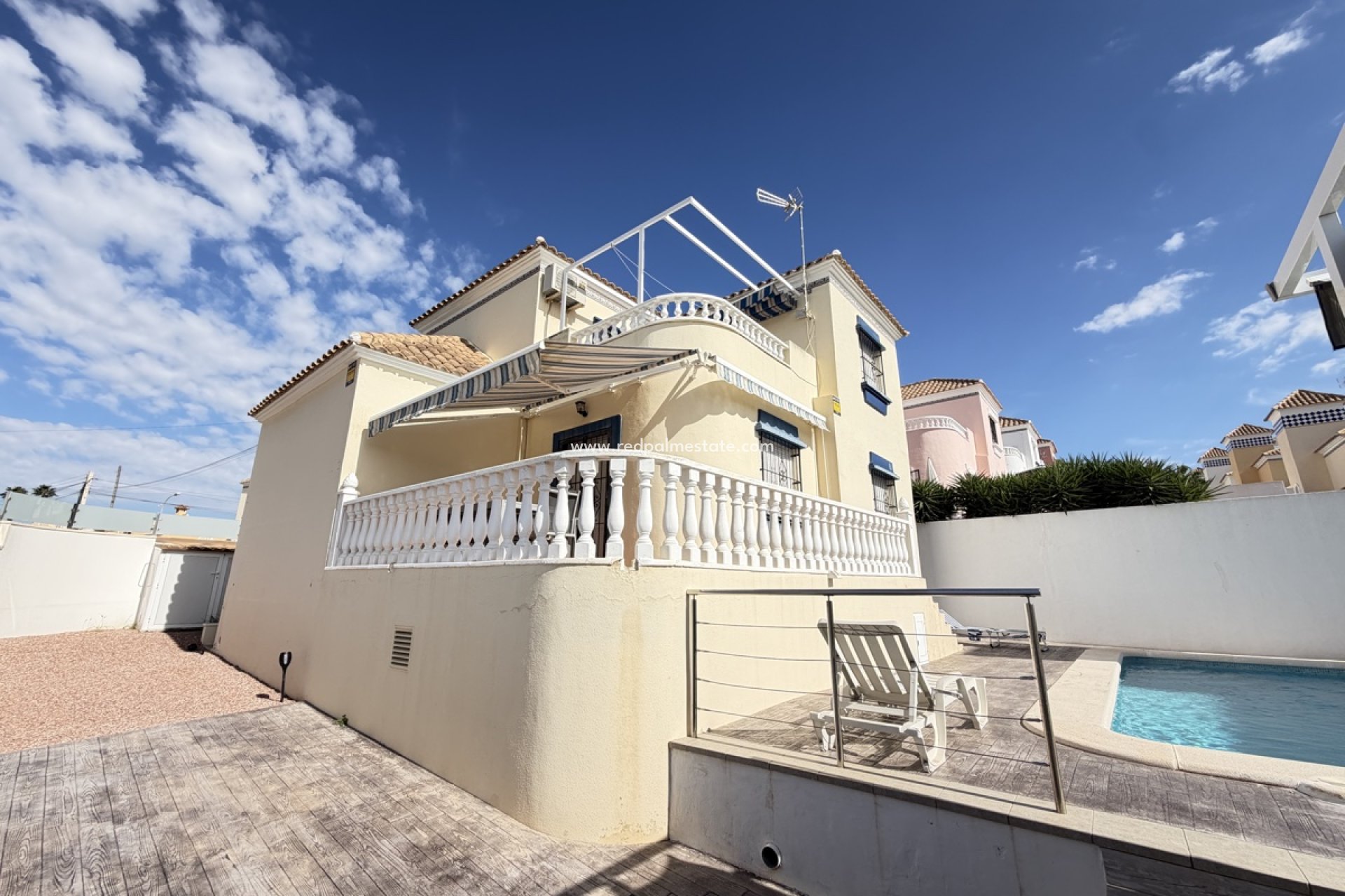 Reventa - Villa -
Orihuela Costa - Villamartín