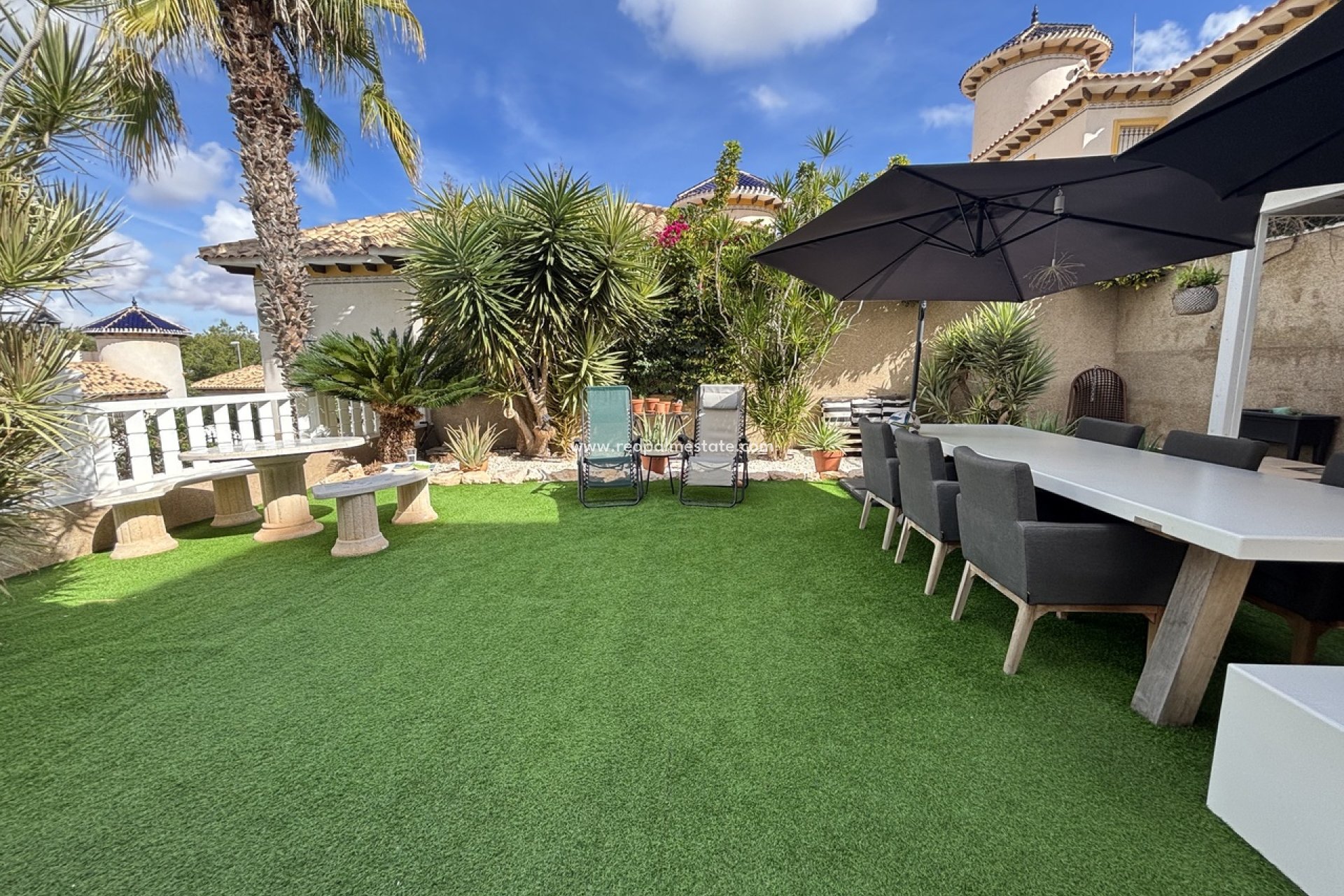 Reventa - Villa -
Orihuela Costa - Villamartín