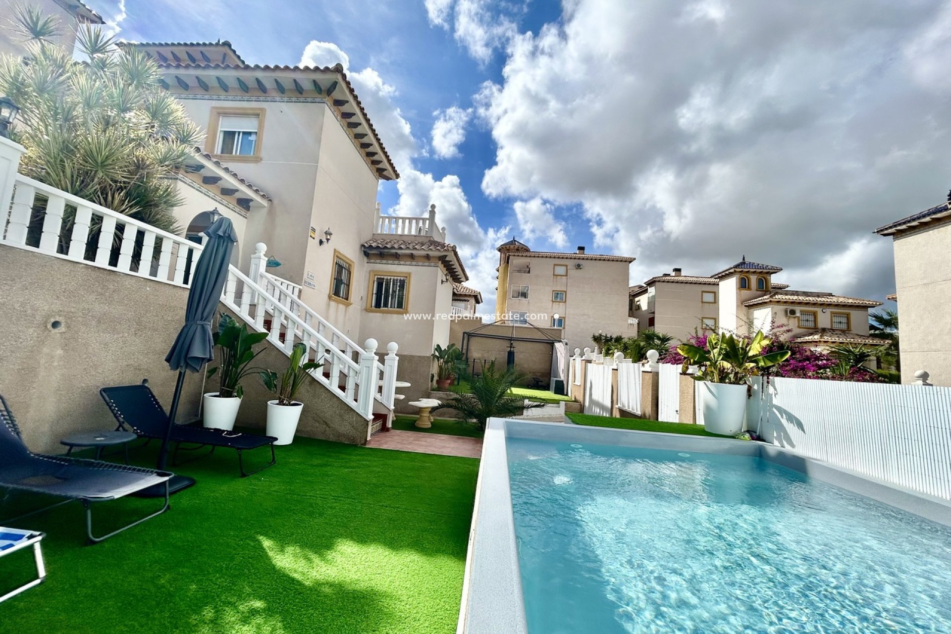 Reventa - Villa -
Orihuela Costa - Villamartín